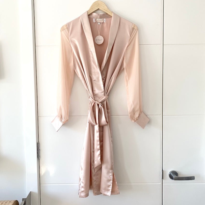 Dusty pink shop satin robe